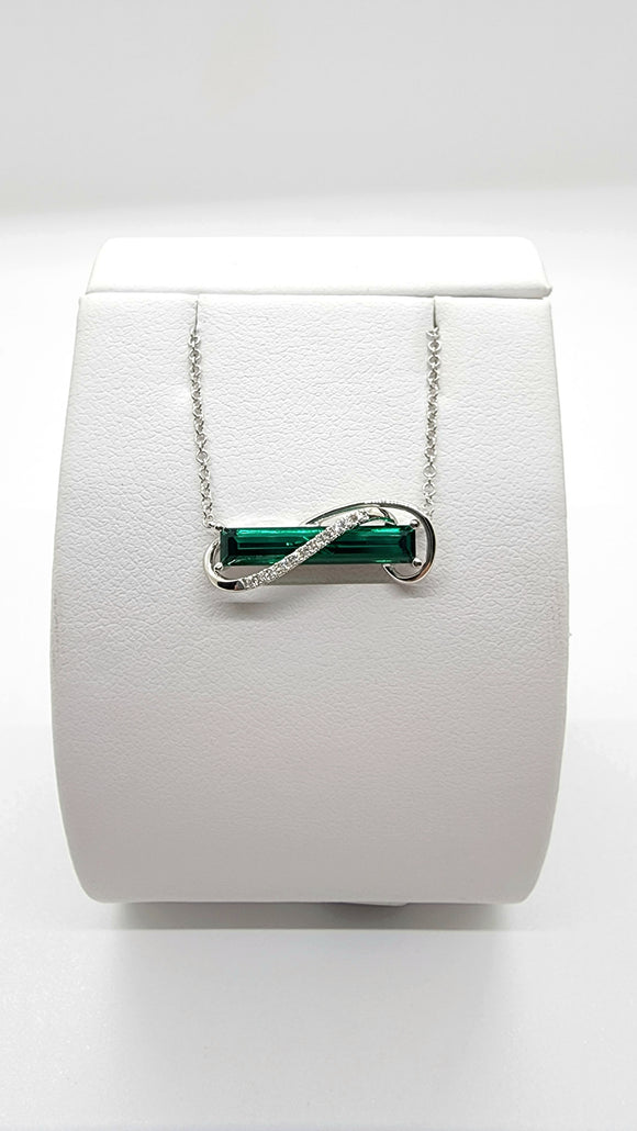 Chatham Emerald & diamond necklace