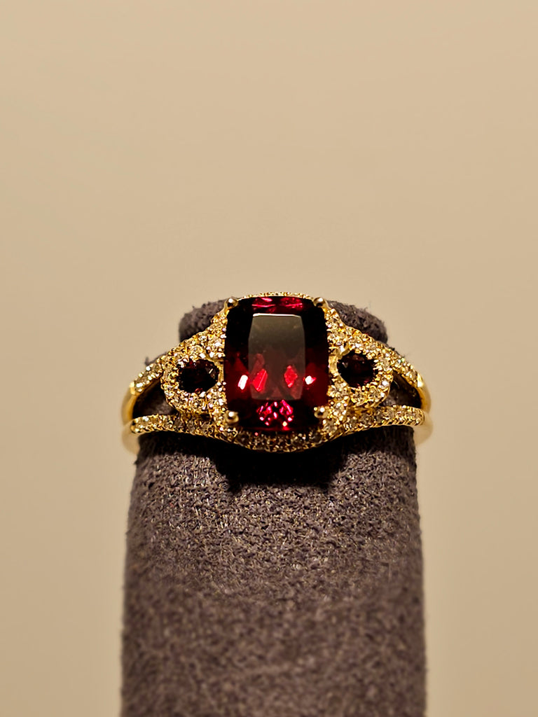 Bassali 14k trio Garnet & diamond ring