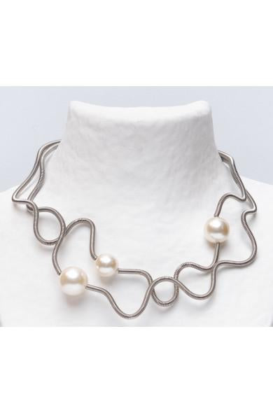 Satellite silver necklace