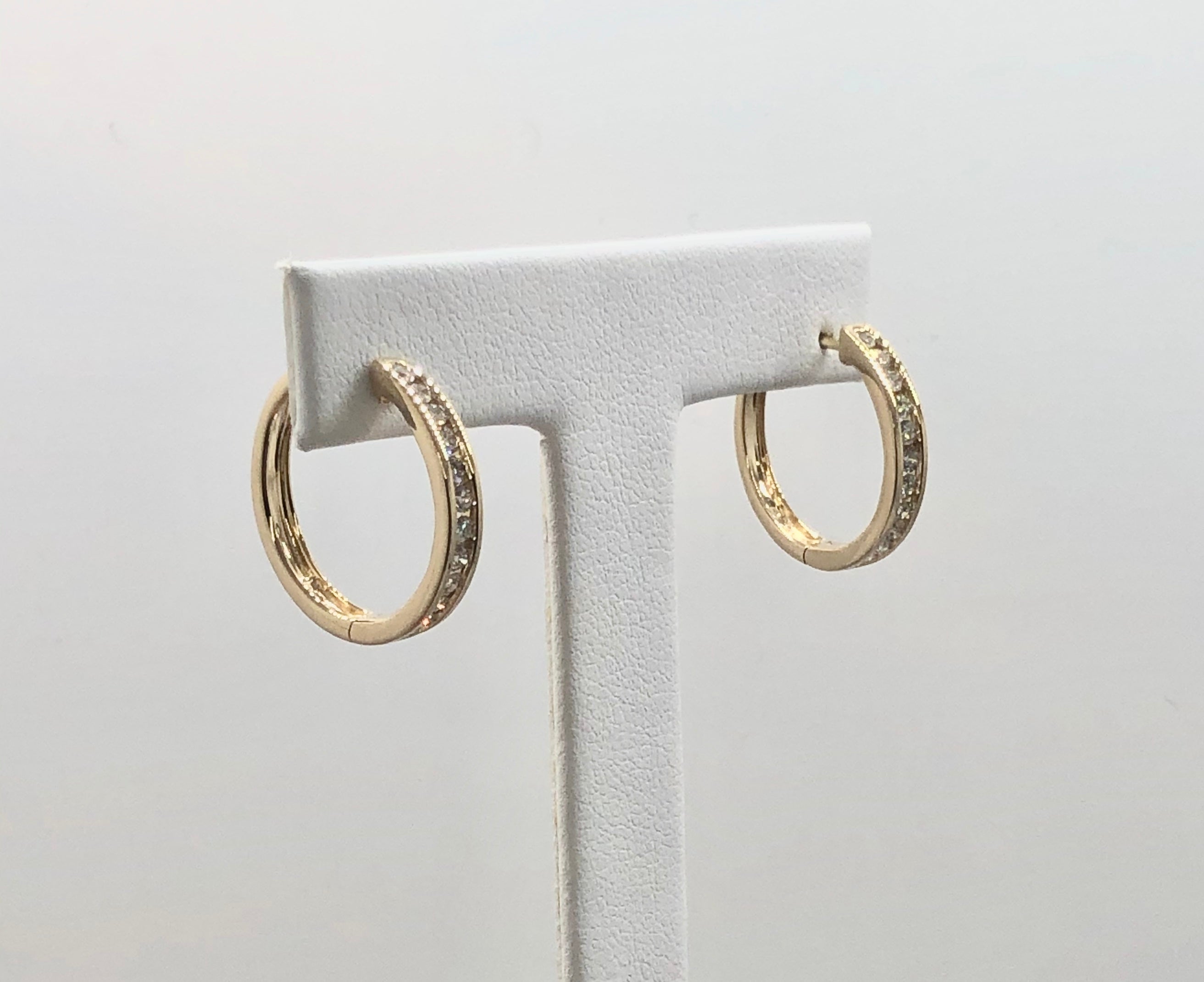 chanel diamond baguette earrings